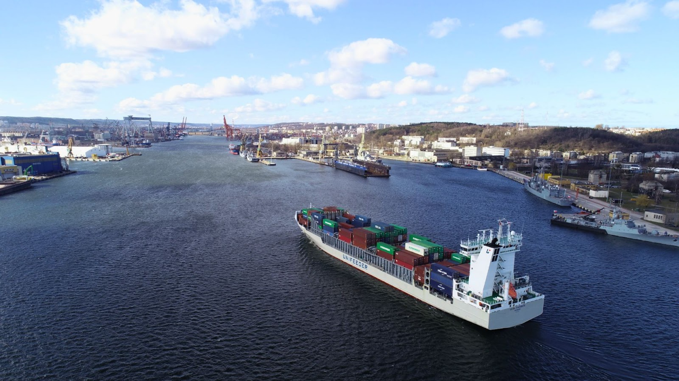 Unifeeder and Portchain partner for more efficient berthing operations